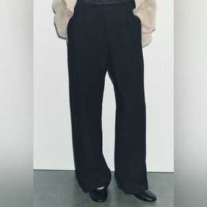 Zara Women’s black pants Size XL